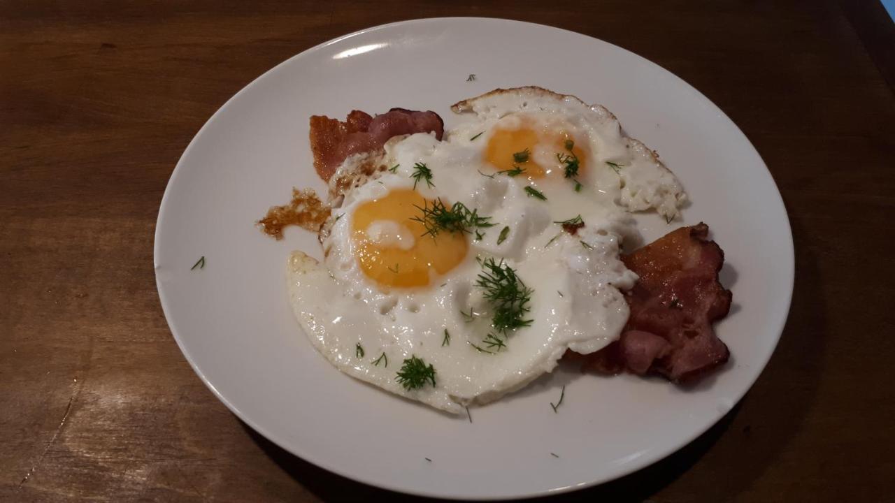 Zajazd Pod Lwem Trzebnica Bagian luar foto