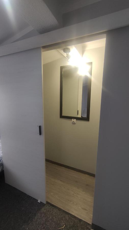 Zajazd Pod Lwem Trzebnica Bagian luar foto